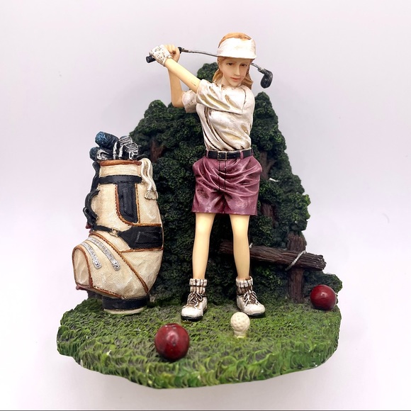 Country Club Classics Woman Golfer Musical Figurine by Character Collectibles - Picture 6 of 7
